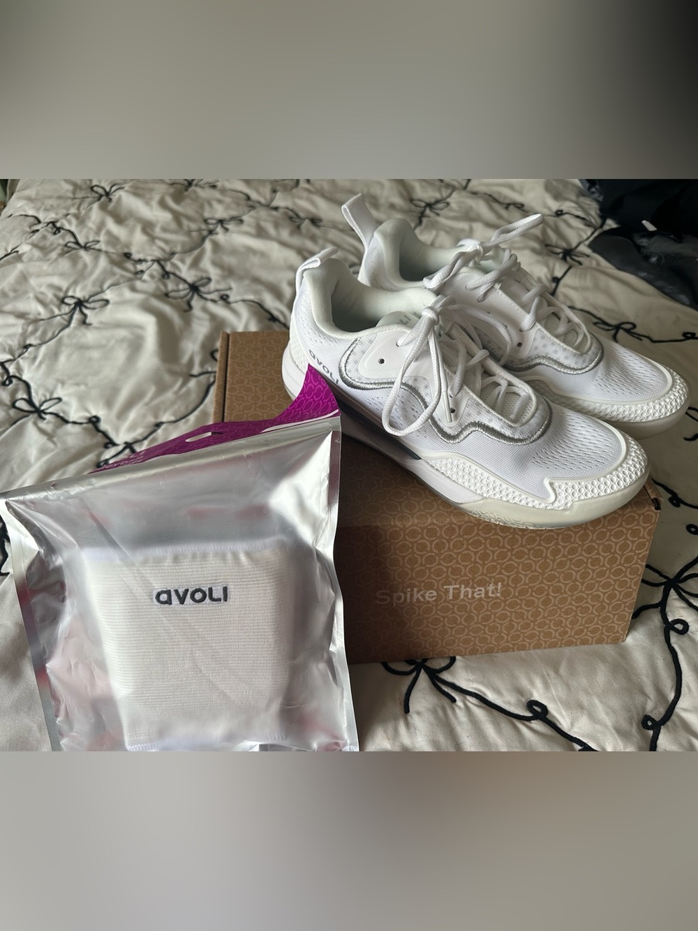 Avoli Volleyball Women's Lightweight Court Sneakers